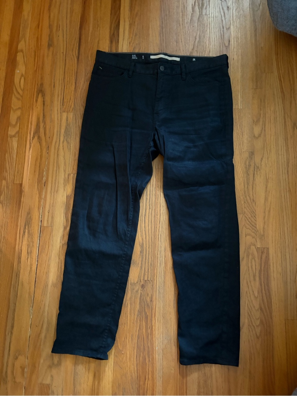 Banana Republic Men’s Black Jeans - Slim Fit